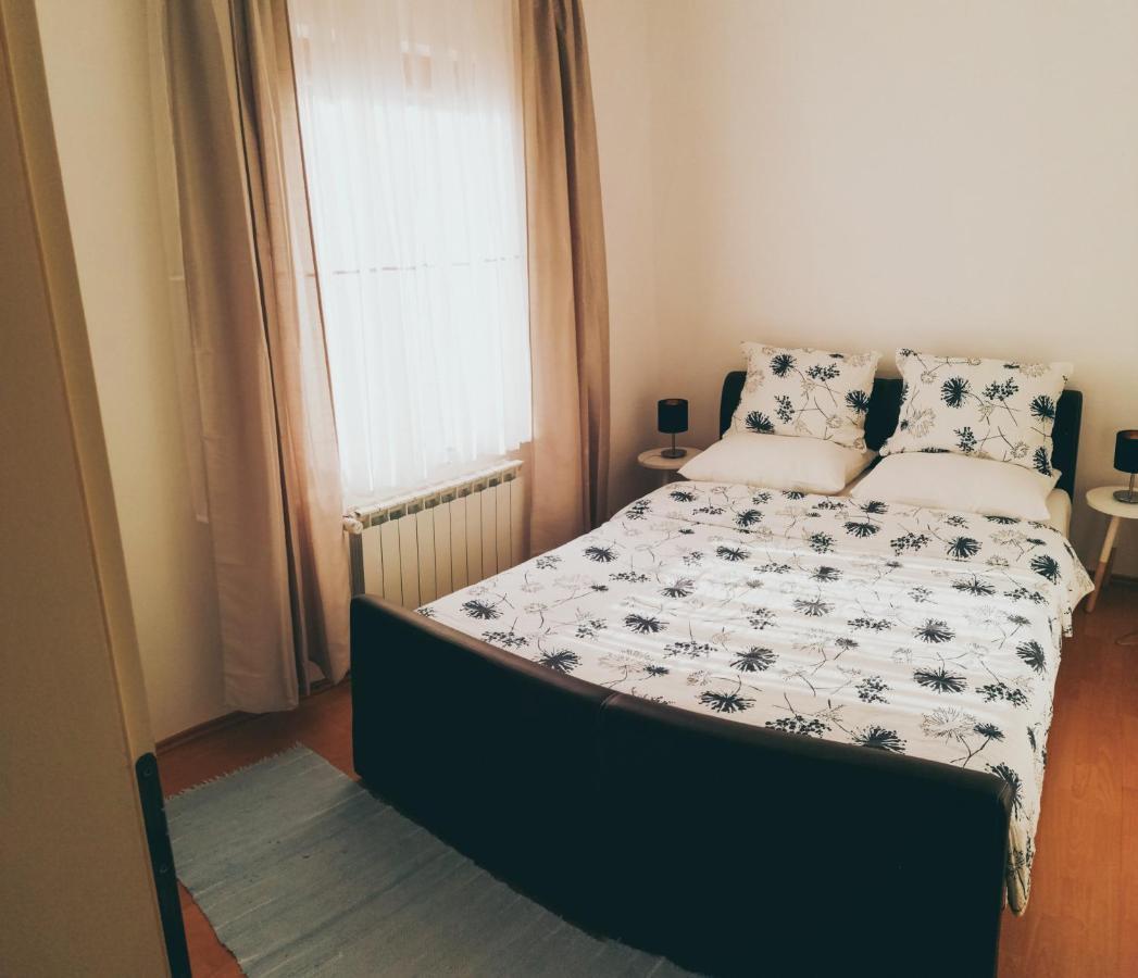 Appartement Duplex House à Bijeljina Extérieur photo